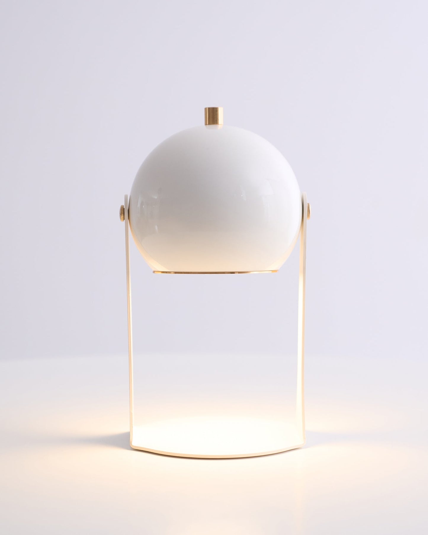 Svejk Table Lamp (Built-in Battery)