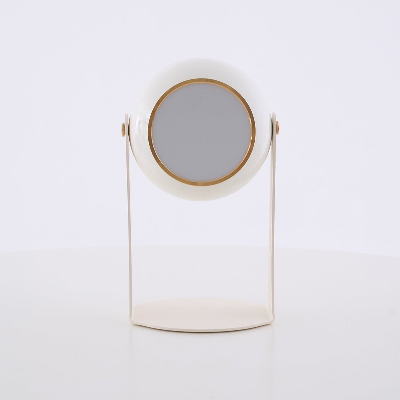 Svejk Table Lamp (Built-in Battery)