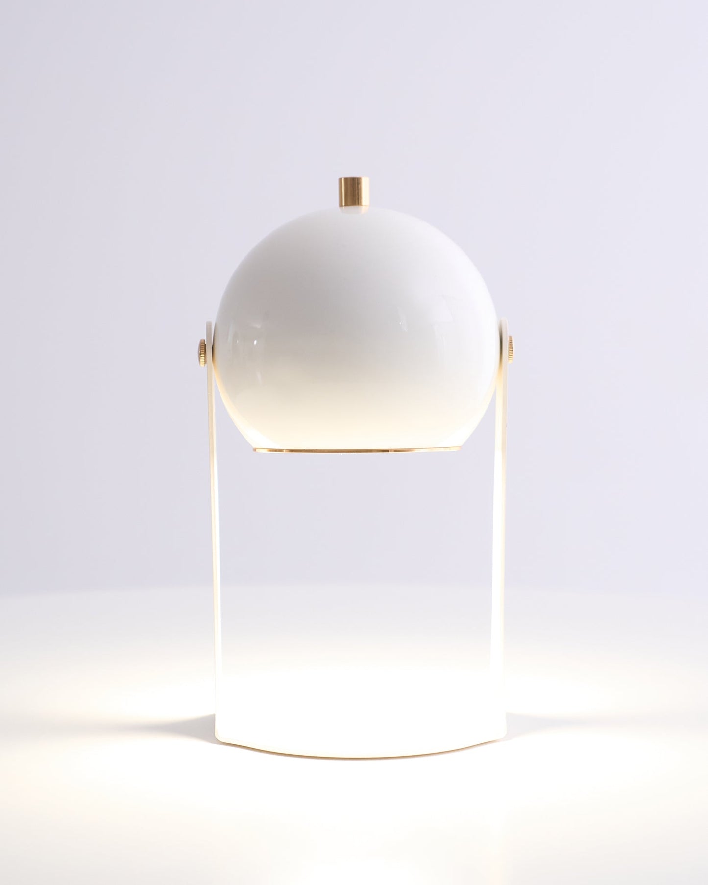 Svejk Table Lamp (Built-in Battery)