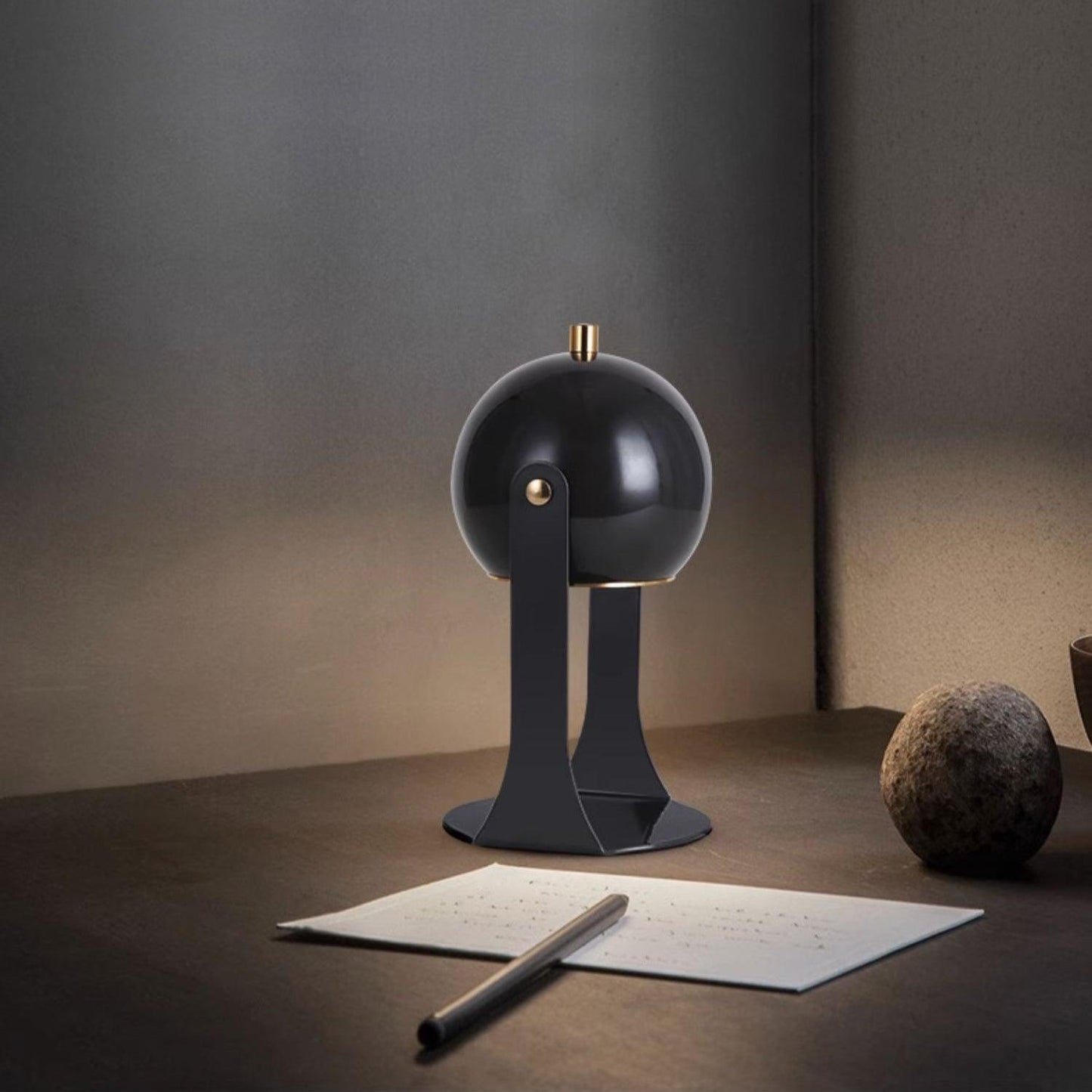 Svejk Table Lamp (Built-in Battery)