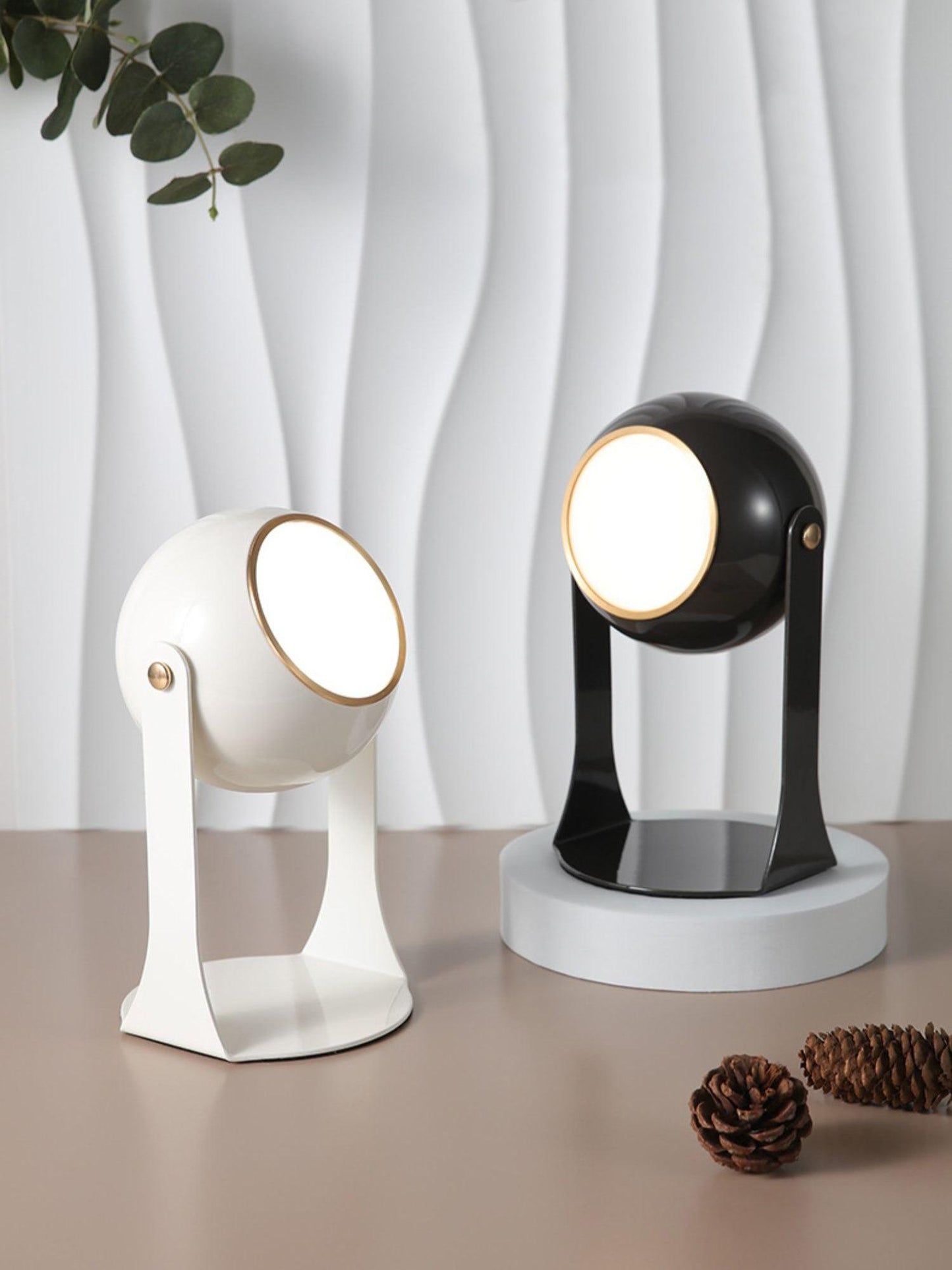 Svejk Table Lamp (Built-in Battery)