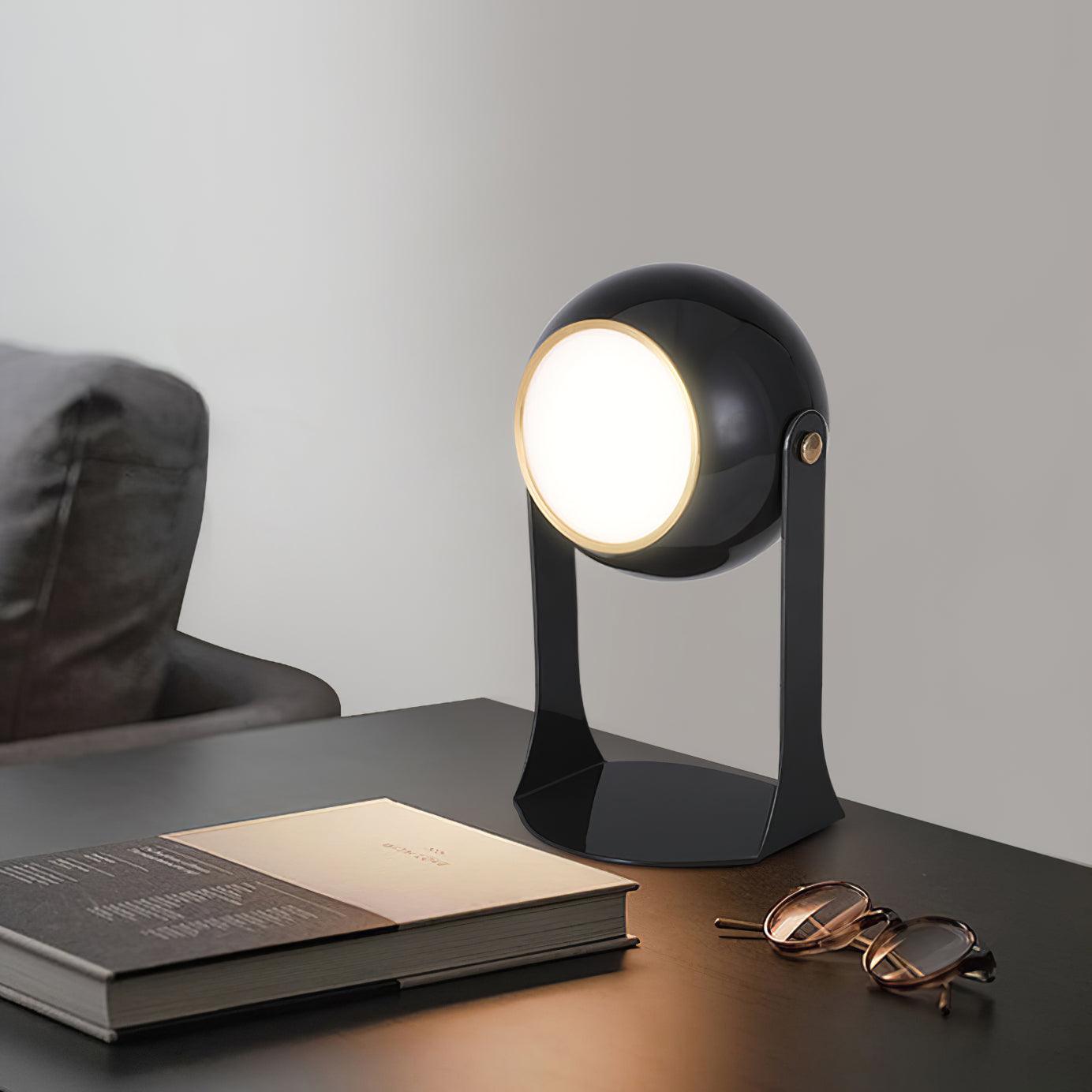 Svejk Table Lamp (Built-in Battery)