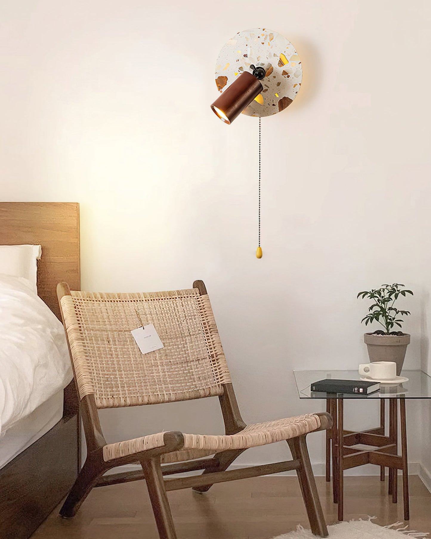 Swizzle Wall Lamp