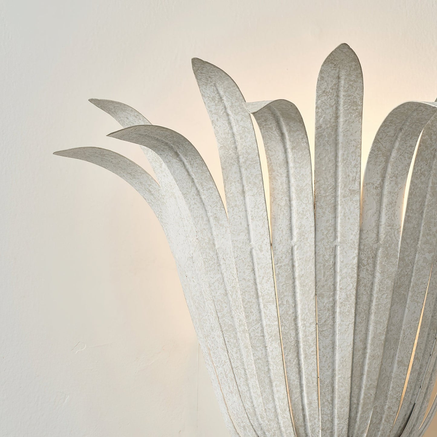 Vicenzio Leaf Wall Lamp