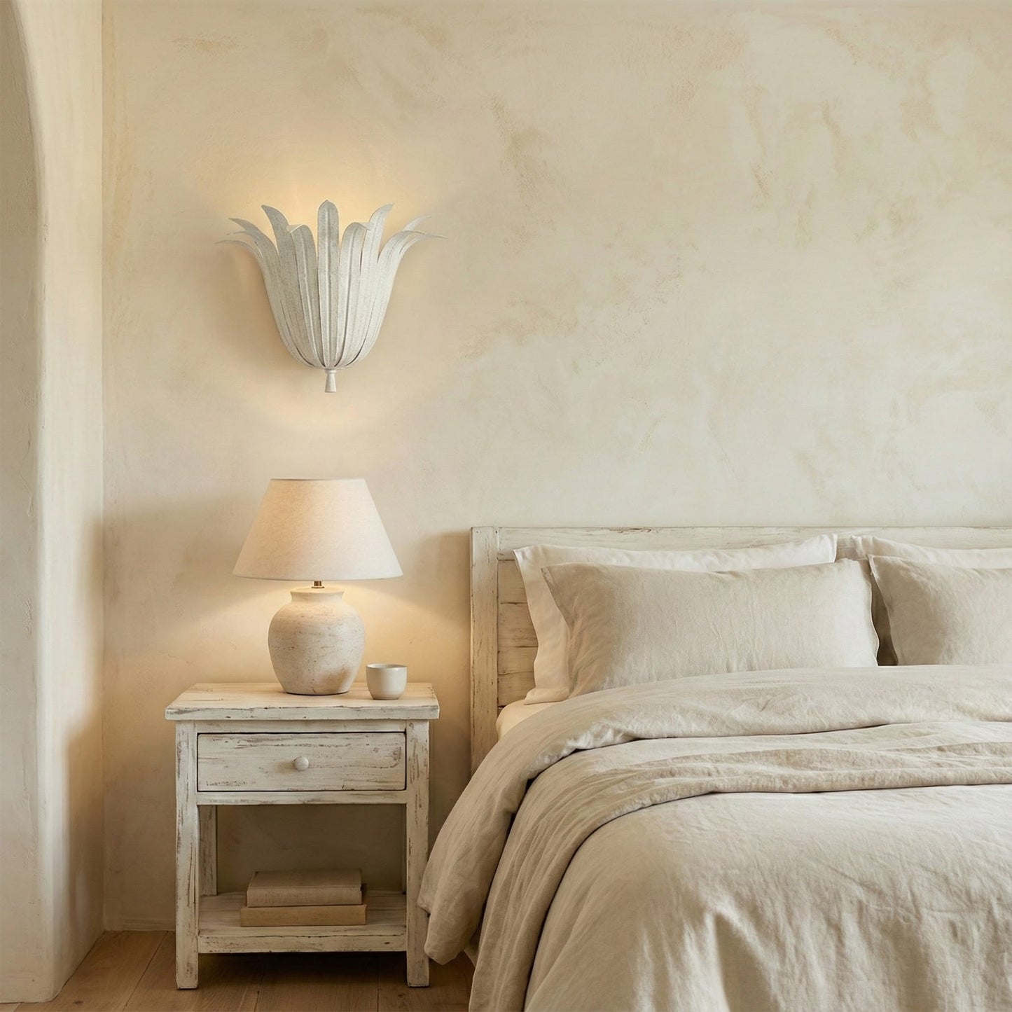 Vicenzio Leaf Wall Lamp