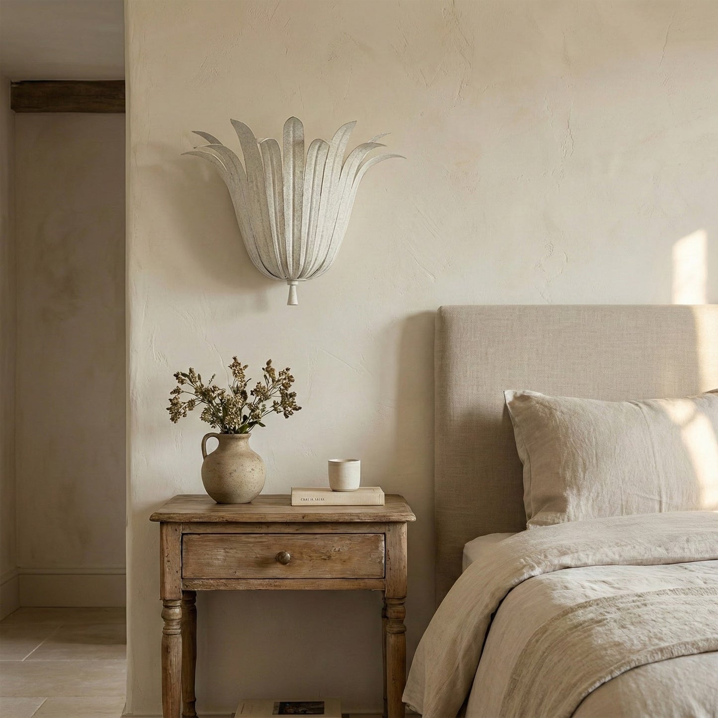 Vicenzio Leaf Wall Lamp