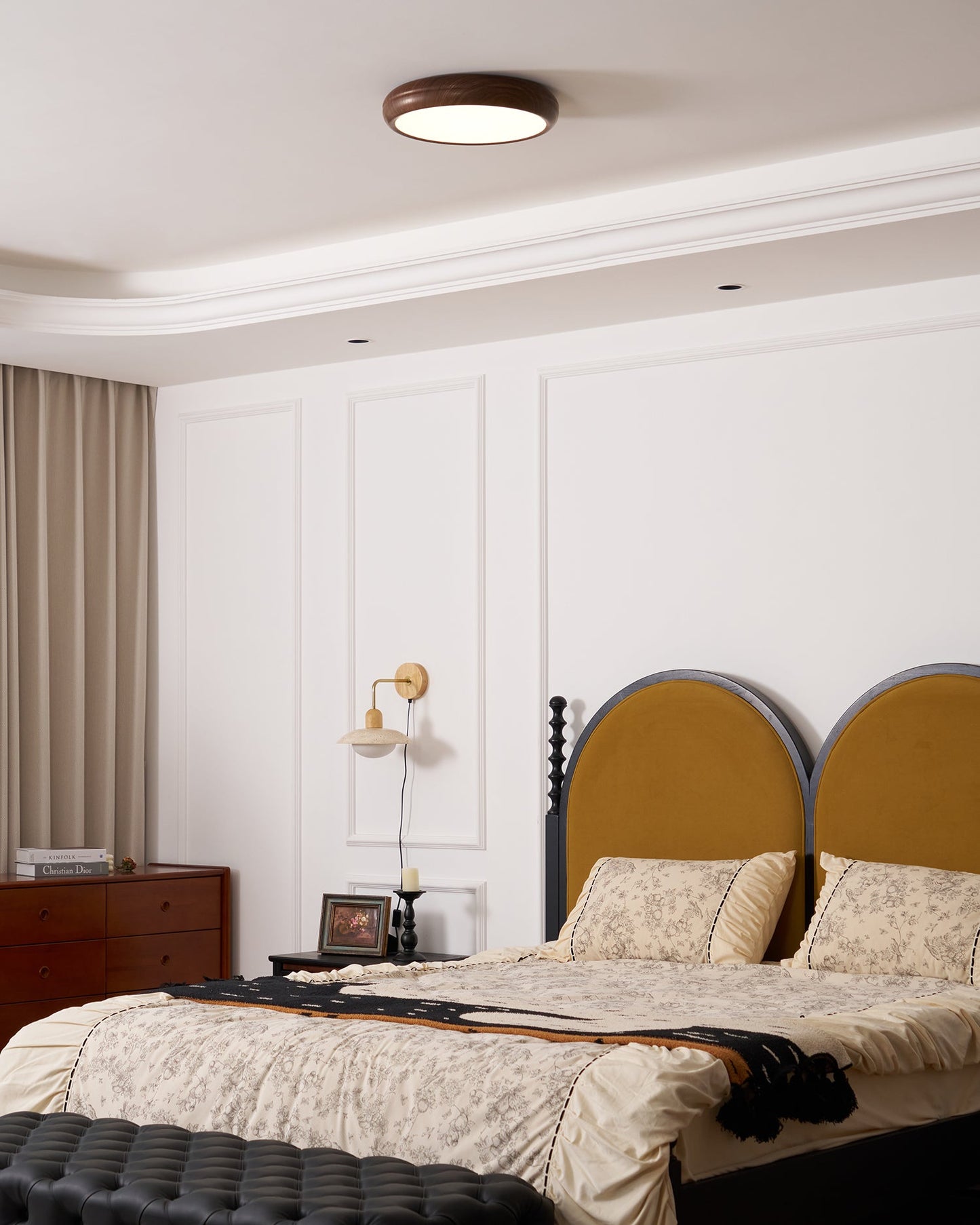 Wood Grain Round Ceiling Lamp
