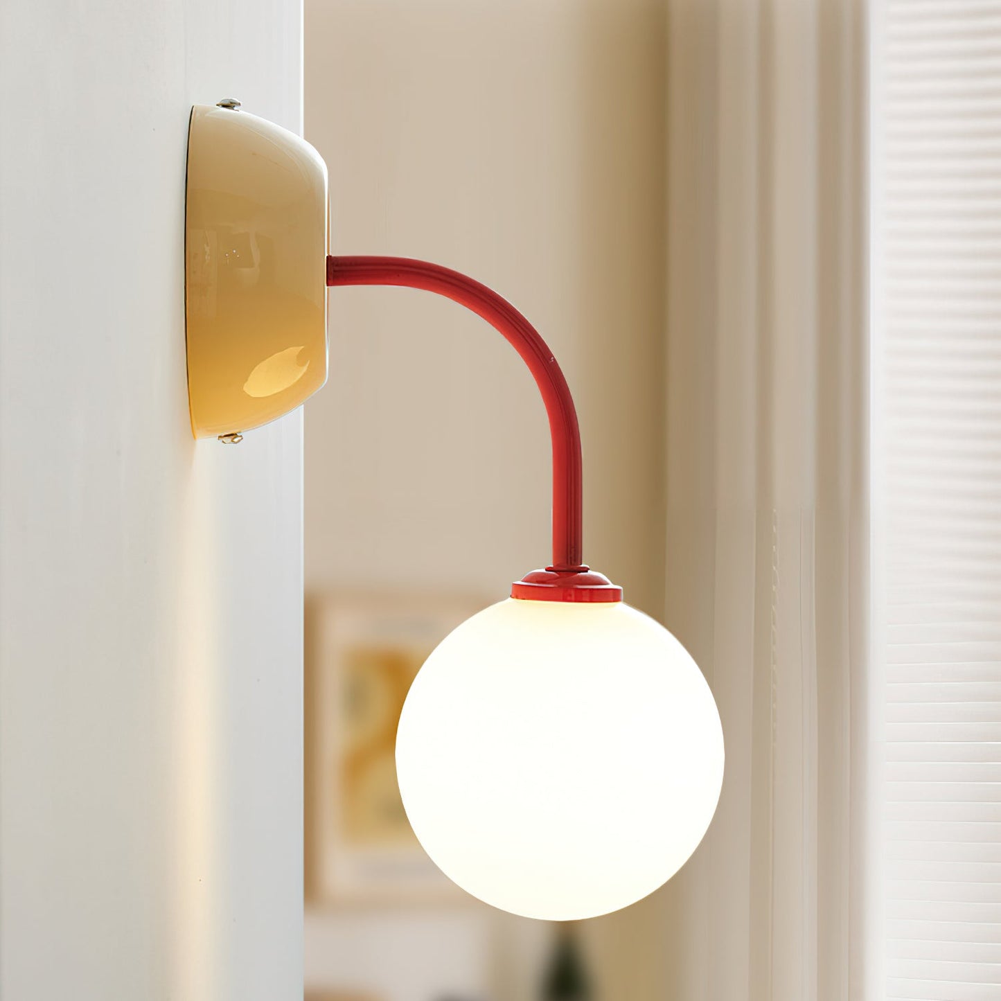 Zesta Wall Lamp
