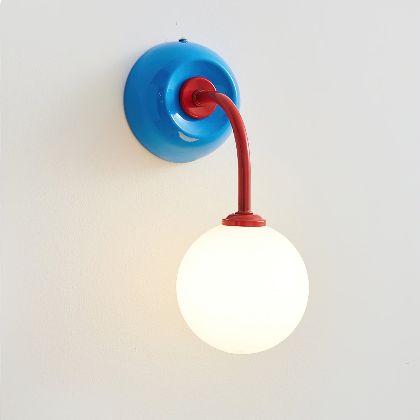 Zesta Wall Lamp